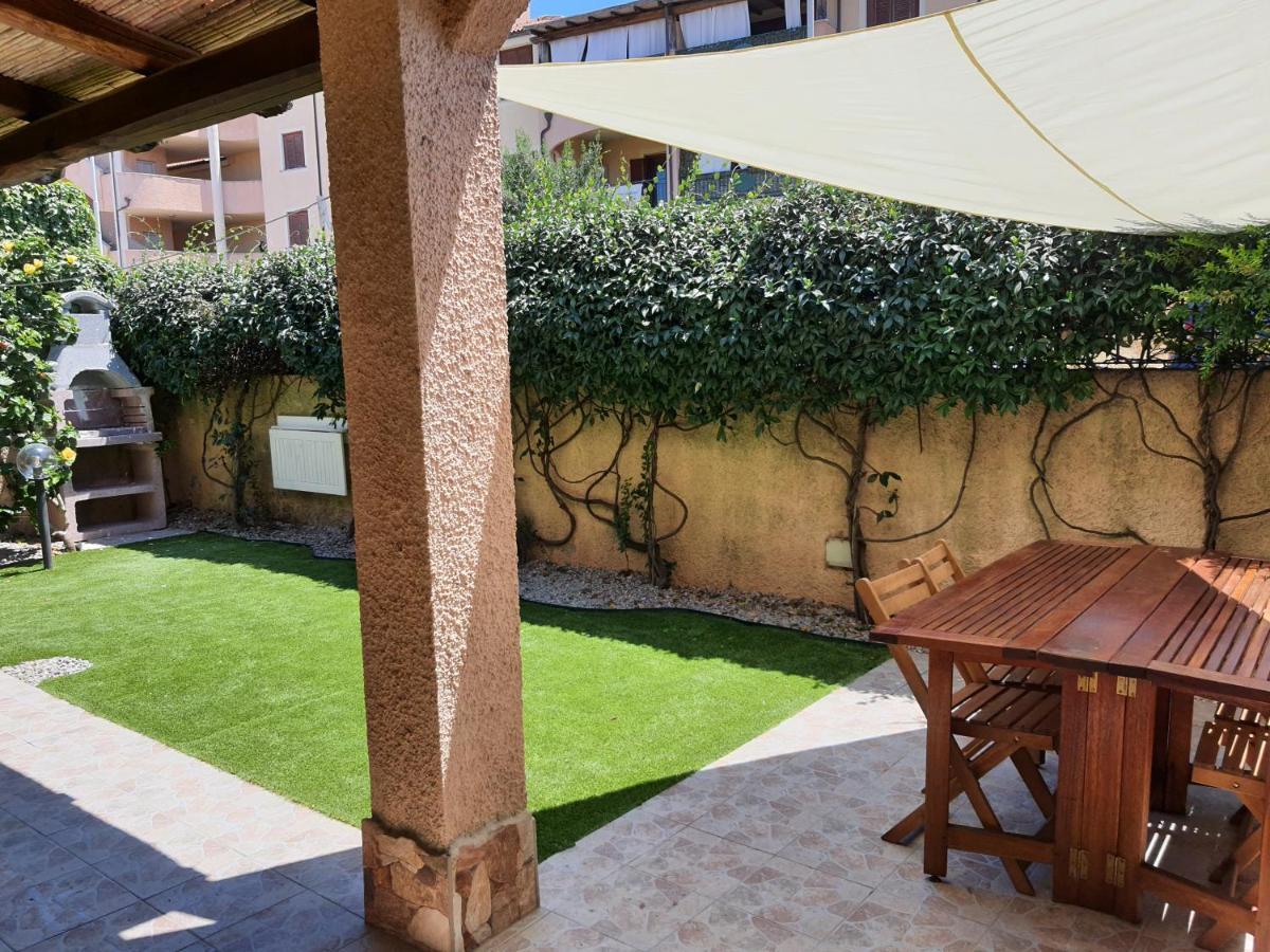 Casa Azzurra Olbia Mare Apartment Exterior photo
