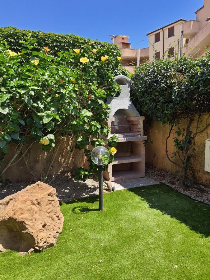 Casa Azzurra Olbia Mare Apartment Exterior photo